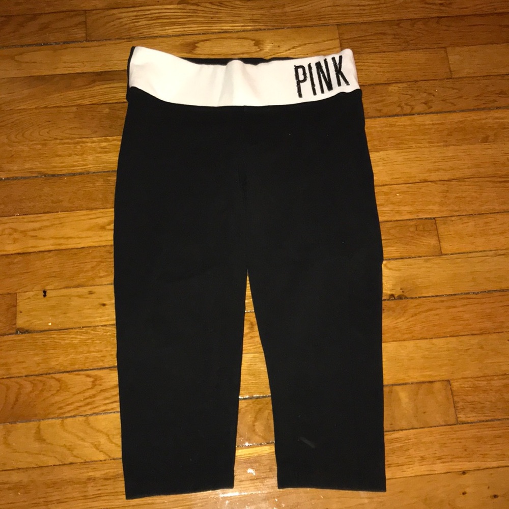 PINK cropped leggings